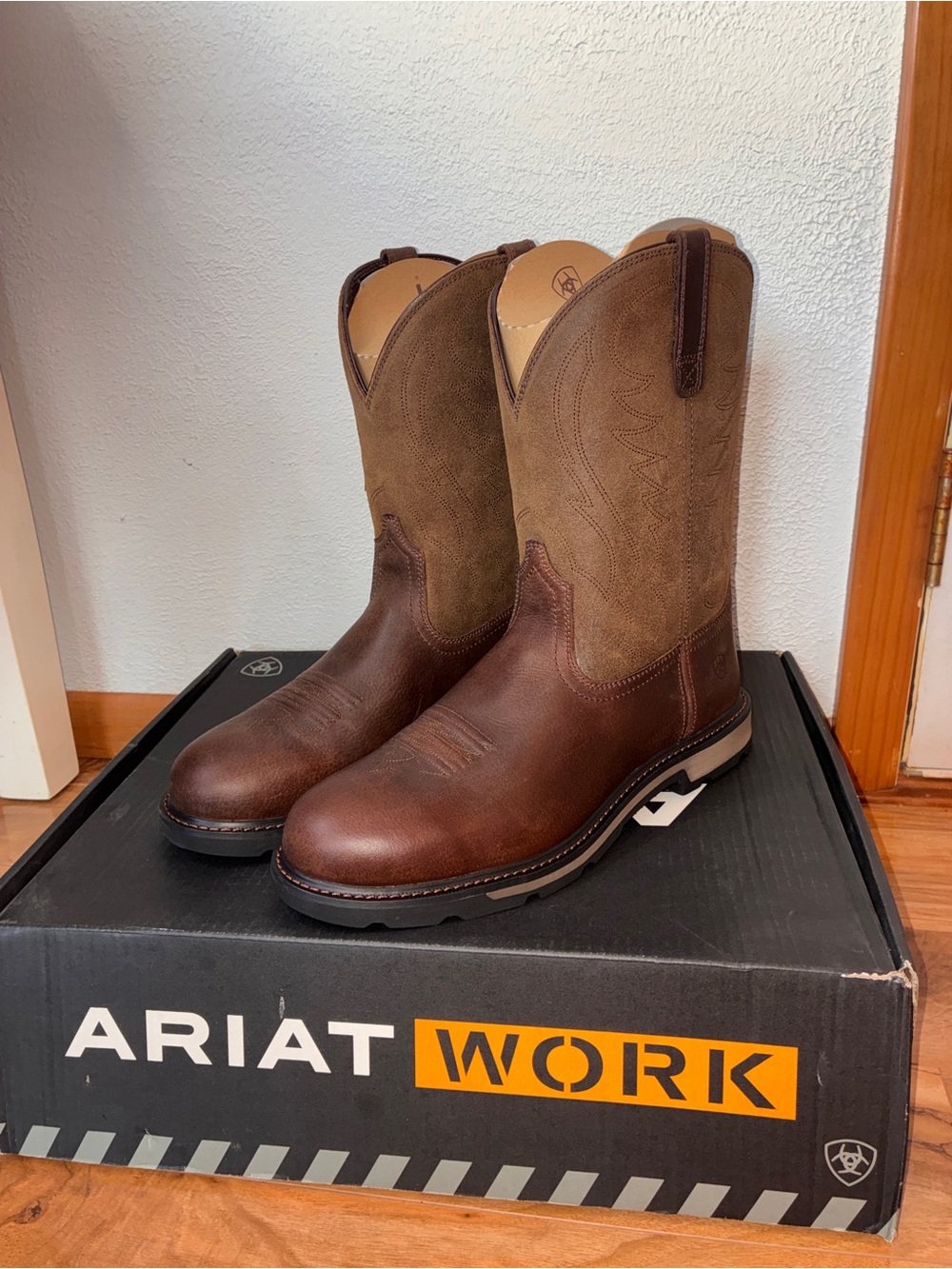 Ariat Men’s Groundbreaker Pull-On Work Boots, brown - size 14 EE (wide)